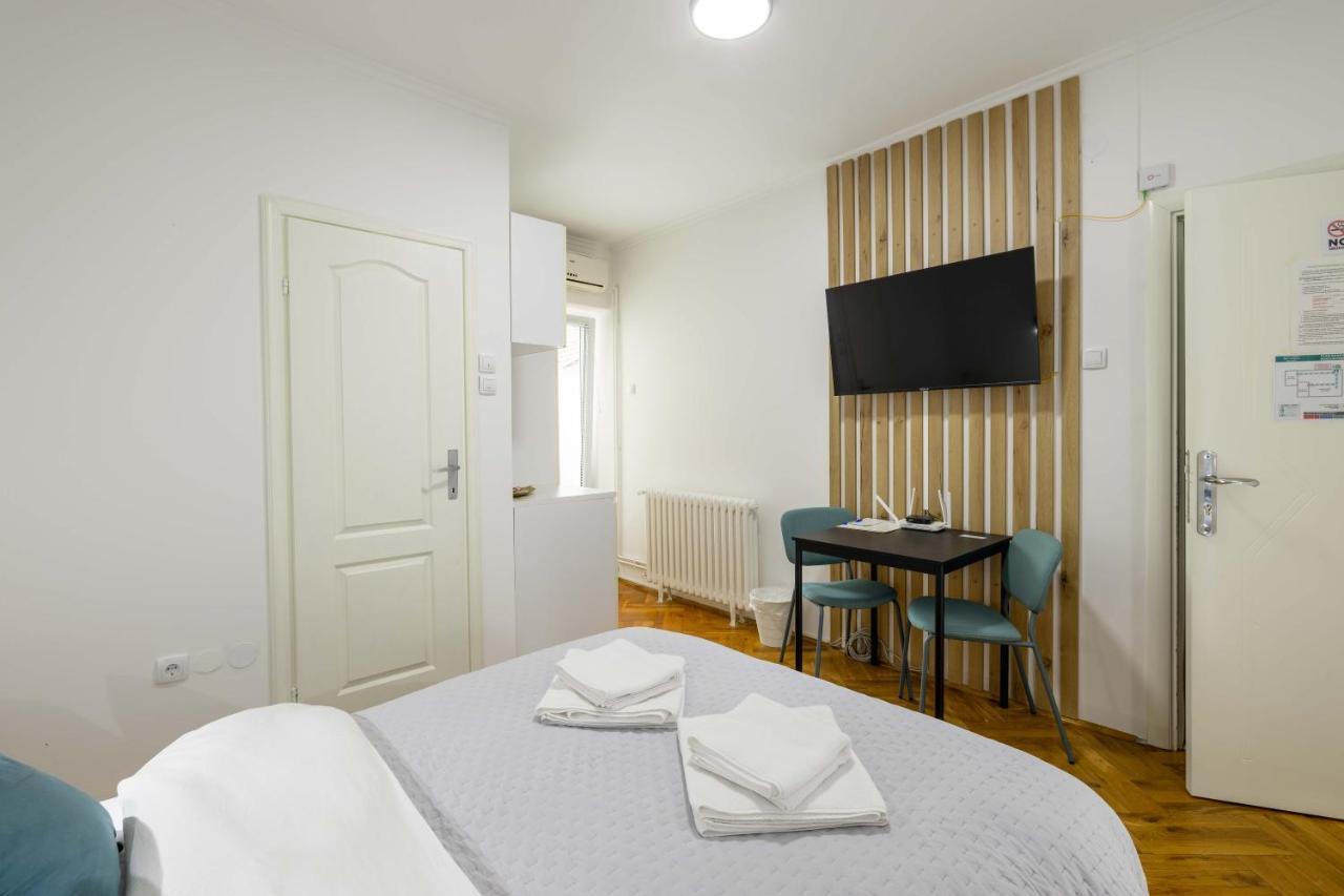 Old Town Rooms Novi Sad Exterior foto