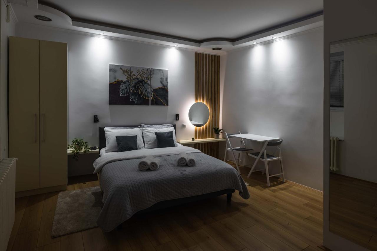 Old Town Rooms Novi Sad Exterior foto